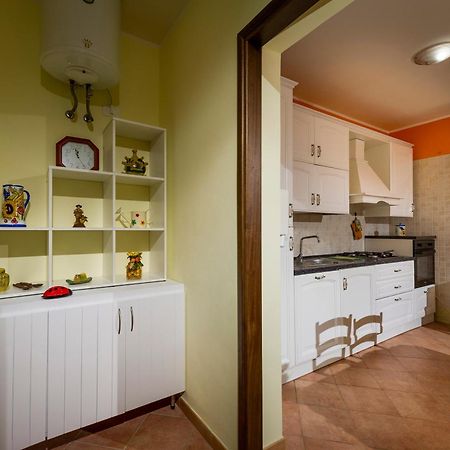 Villa Oasi Del Relax 卡斯泰拉马莱 外观 照片